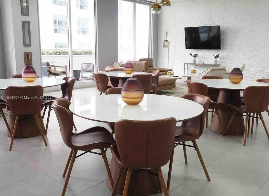 Spacious 1Bedroom Unit Brickell-Free Parking Майами Экстерьер фото