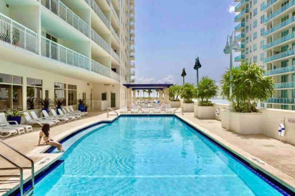 Spacious 1Bedroom Unit Brickell-Free Parking Майами Экстерьер фото