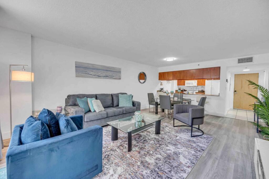 Spacious 1Bedroom Unit Brickell-Free Parking Майами Экстерьер фото