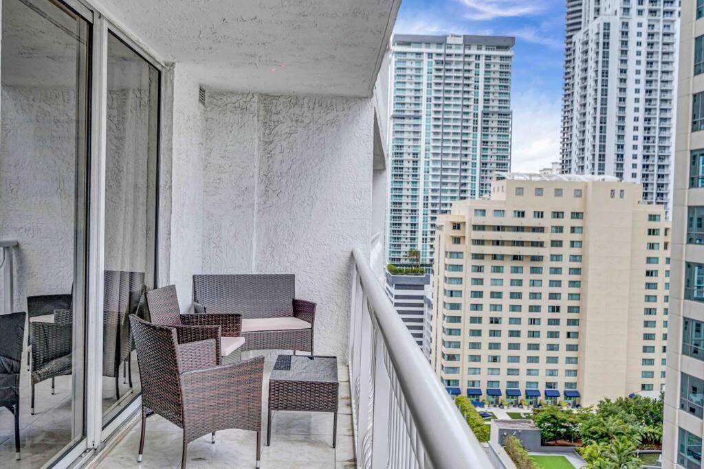 Spacious 1Bedroom Unit Brickell-Free Parking Майами Экстерьер фото