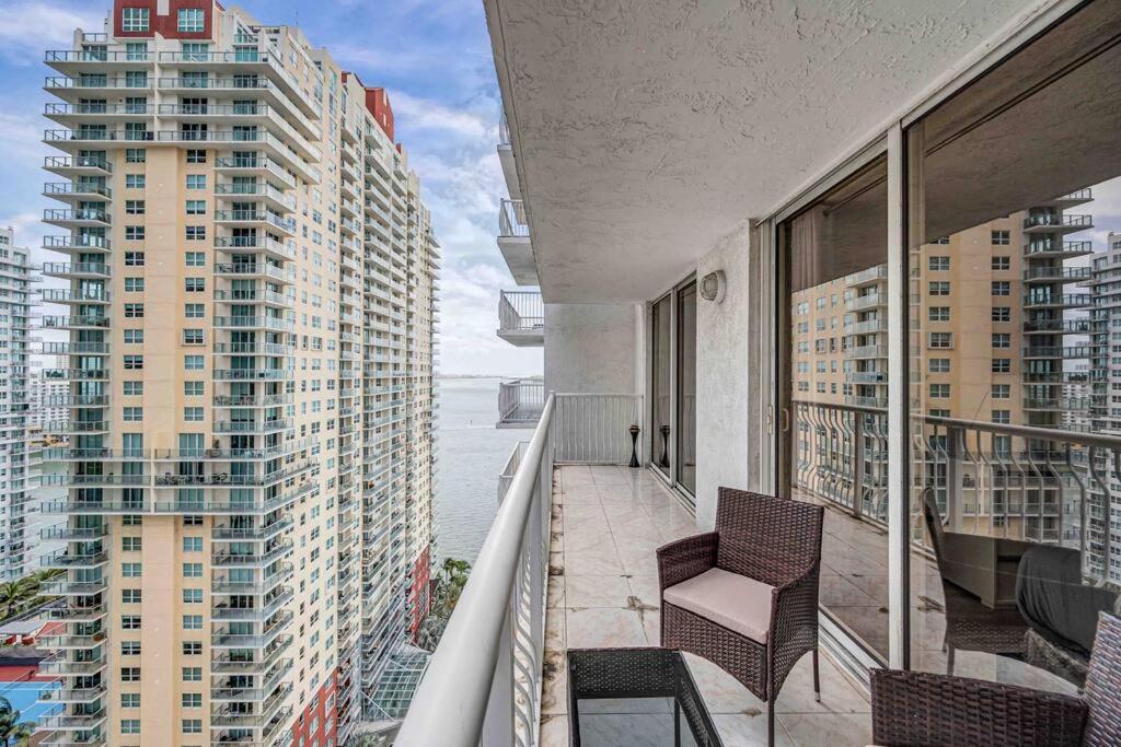 Spacious 1Bedroom Unit Brickell-Free Parking Майами Экстерьер фото